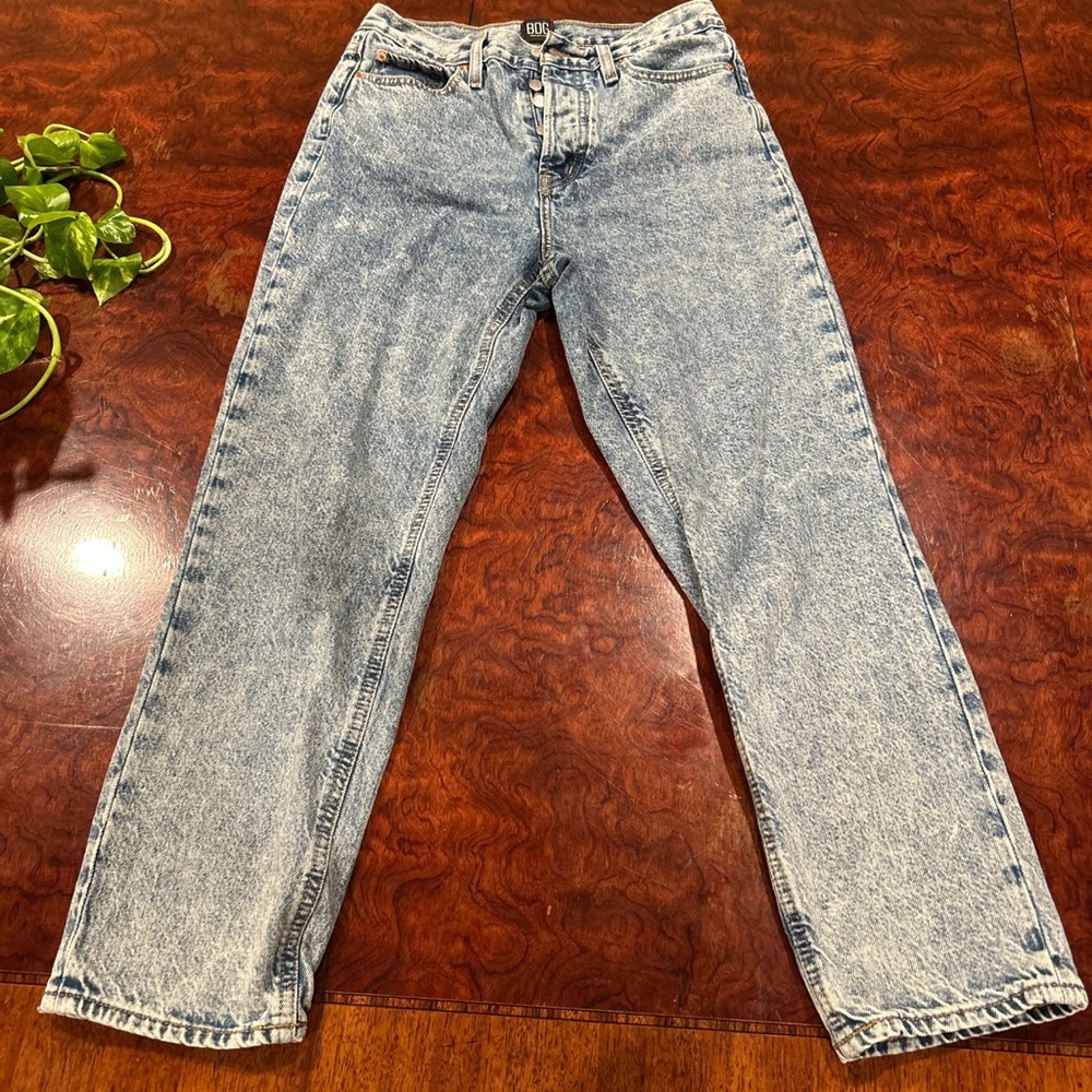 BDG slim straight medium wash jean
